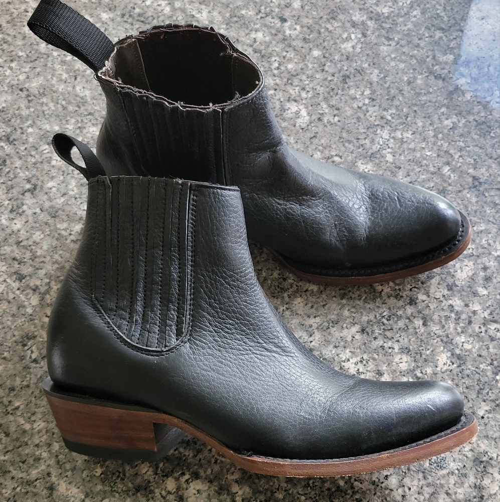 J.B. Dillon Black Leather Ankle Boots Booties Women's Size 6 M